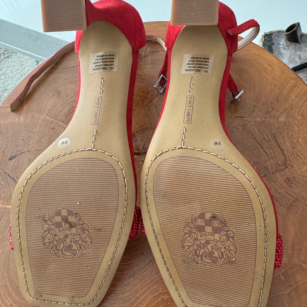 Vince Camuto size 9 only has been worn once - Picture 11 of 14